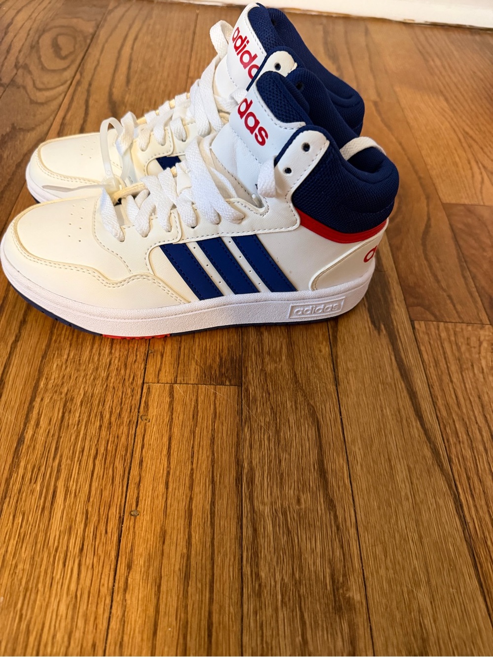 adidas Kids White High-Top Sneakers with Blue Stripes and Red Accents